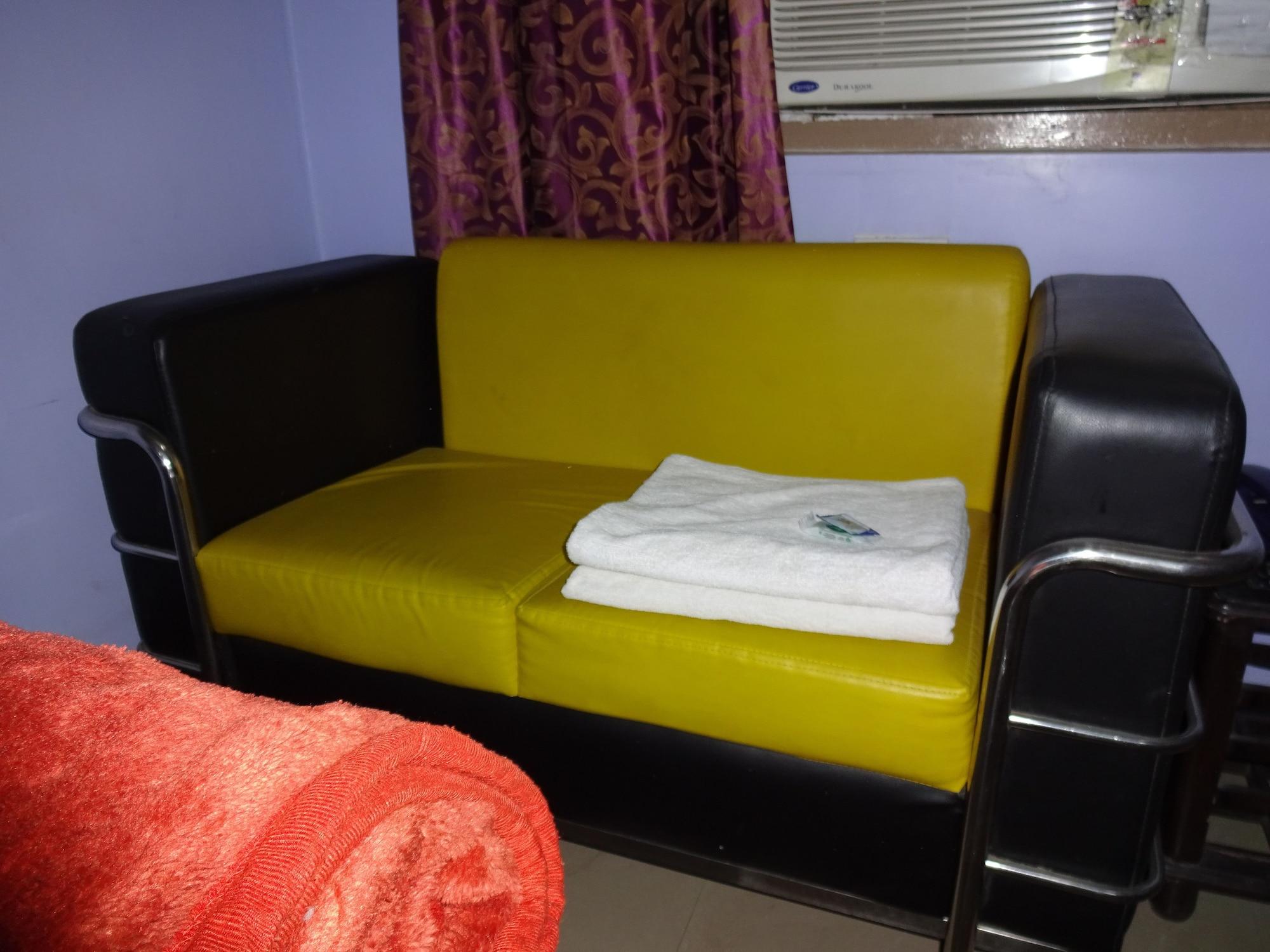 Hotel Viraat Inn Gajá Kültér fotó