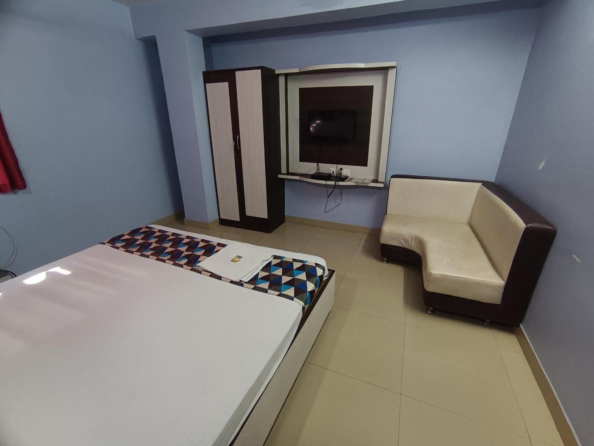 Hotel Viraat Inn Gajá Kültér fotó